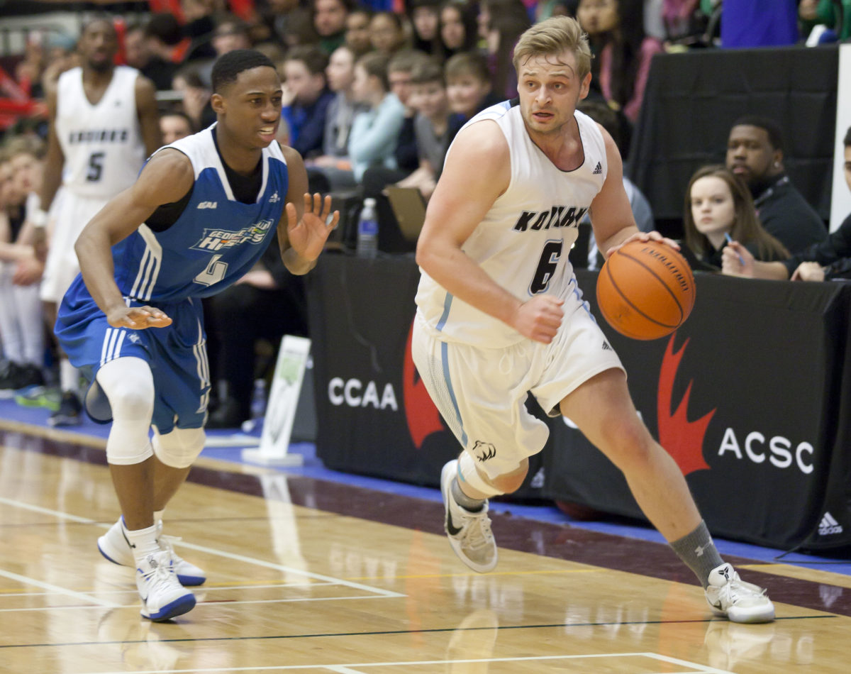 Huskies guard Teshayn Gayle
