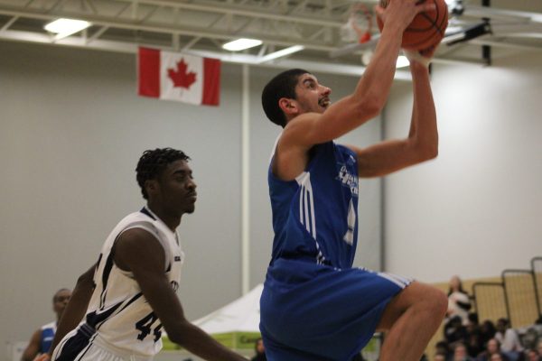 Huskies defeat Niagara